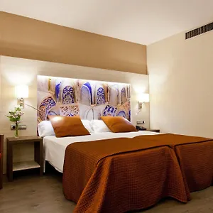 4* מלון Porcel Sabica
